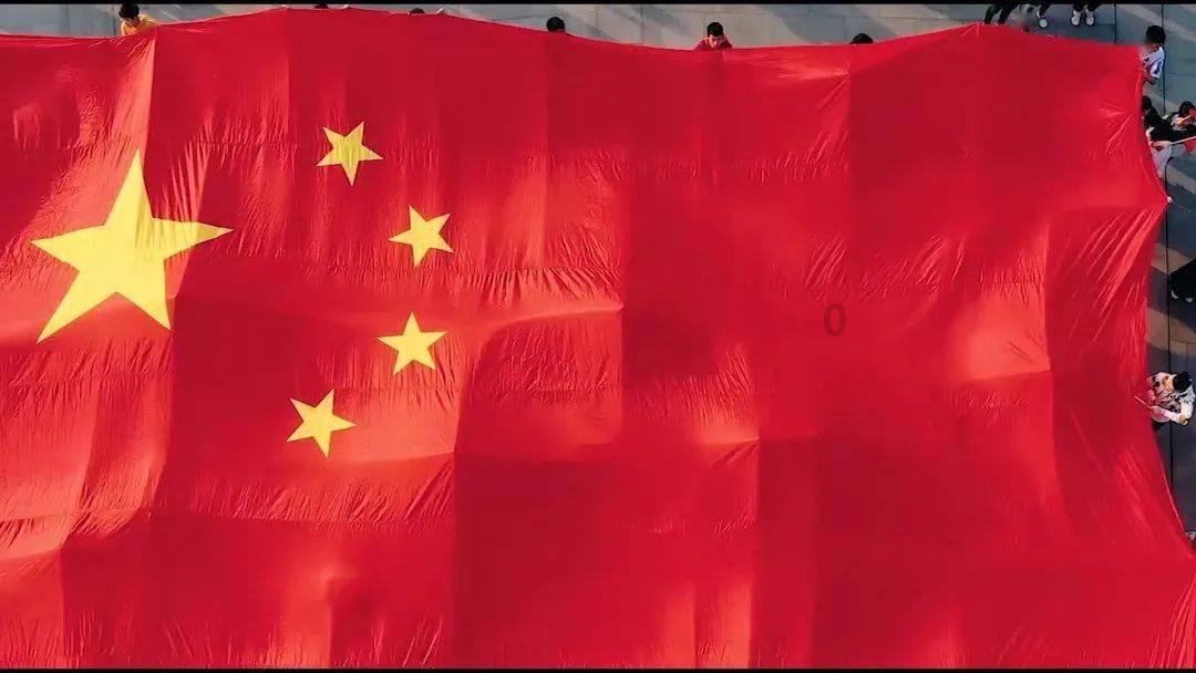 梦幻糖果森林逃生